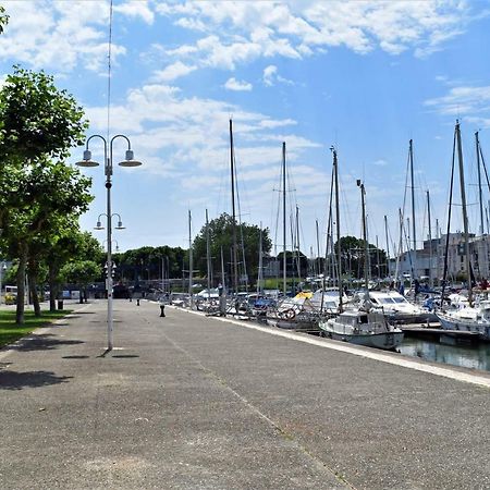 Апартаменти Port De Plaisance Рошфор Екстер'єр фото